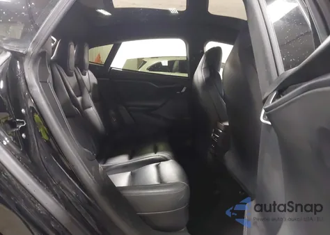 2019 Tesla Model S 100D/Long Range/P100D/Performance из США, поврежденный, VIN 5YJSA1E45KF331927